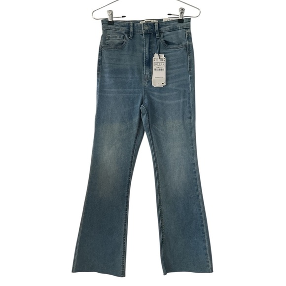 New! Stradivarius Blue Flare Jeans sz 4 - Picture 1 of 17